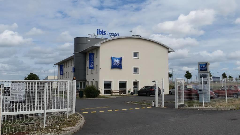 Hotel Ibis Budget Cosne Sur Loire Esterno foto